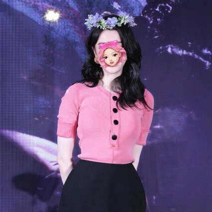 White Day Lantern-style, similar to Dilireba's, sweet half-open collar, age-reducing peach pink knitted short-sleeve T-shirt for women