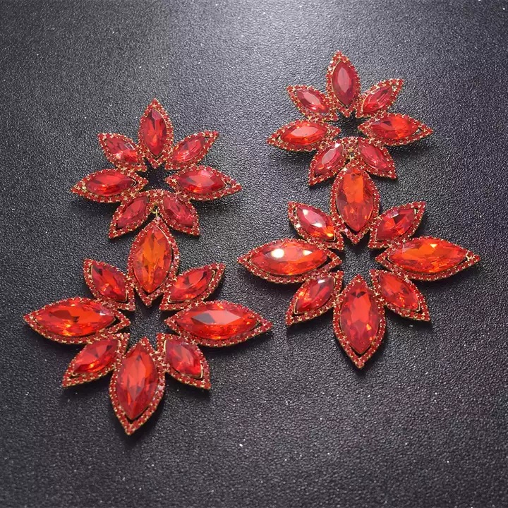 Flower Pattern Women'S Gender Fashion Flower Alloy Rhinestone Earrings