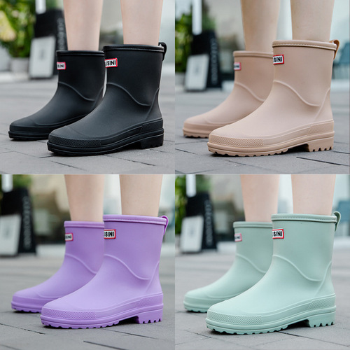 Women's rain boots, mid-calf rain boots with edging, lightweight and wear-resistant, kitchen rubber overshoes