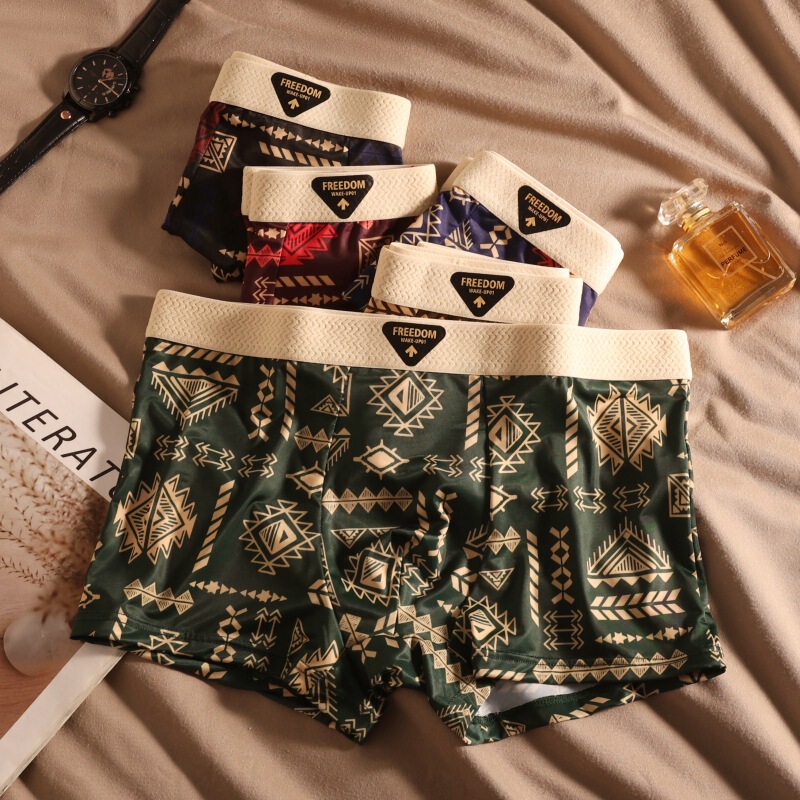 Men's underwear 2025 new ice silk boxer summer sports breathable 10A antibacterial crotch boxer pants