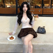 蝴蝶结V领蕾丝衫女秋冬氛围感长袖T恤性感辣妹纯欲修身打底衫上衣