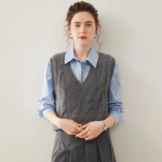 马甲背心外套秋冬坎肩2025新款针织女士毛衣V领宽松麻花马甲无袖