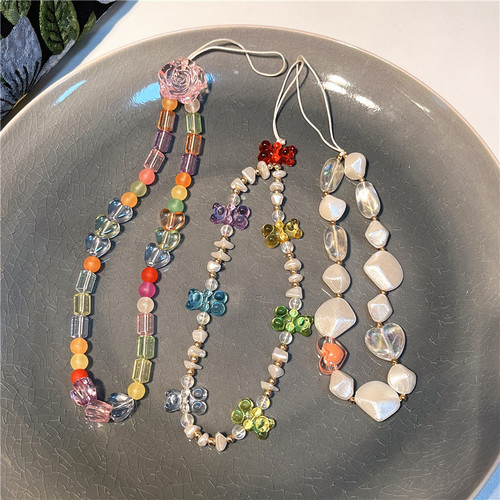 Korean version of the new mobile phone chain ins style beaded bear love mobile phone lanyard short pearl pendant mobile phone rope for women