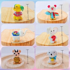 手作り瑠璃かわいい動物の鹿の子犬の熊のガラスの工芸品の材料の人形は車の祝日を飾ります。