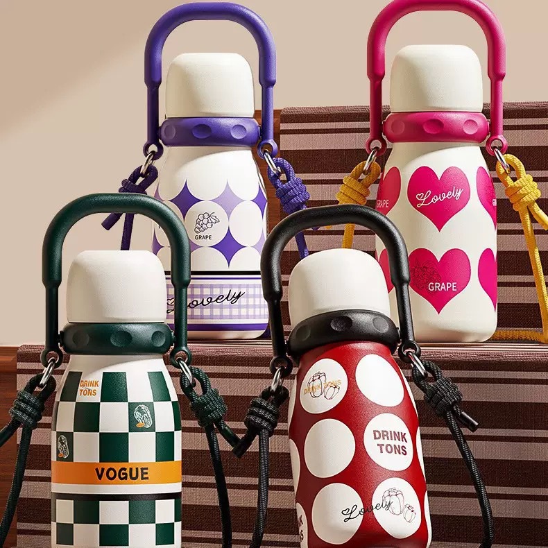 2025新款保温杯大容量学生女高颜值吸管杯提绳便携水杯316不锈钢