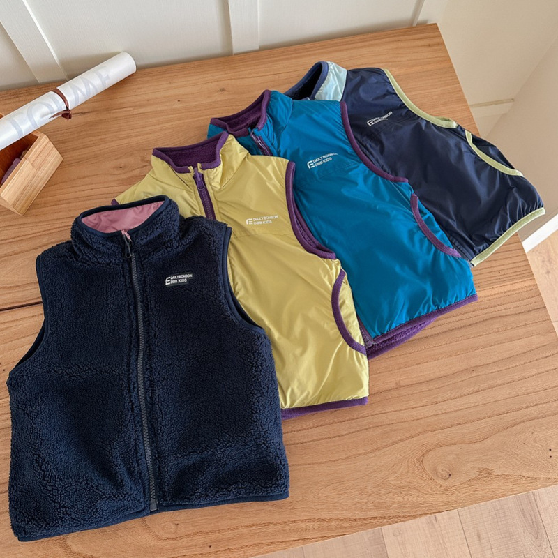 Small Soft Shell Baby Light Outdoor Vest Boy Fleece Vest Baby Category a Quilted Vest Kidsren's Vest Autumn and Winter