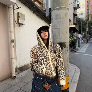 ���Ļ��Bñ�l��������Ů�����¿�y�Ứᘿ��_��y2kǧ���L����