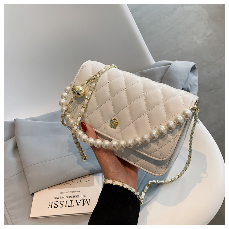 Fashion Pearl Chain Rhombus Embroidery Thread Messenger Small Square Bag Wholesale display picture 102