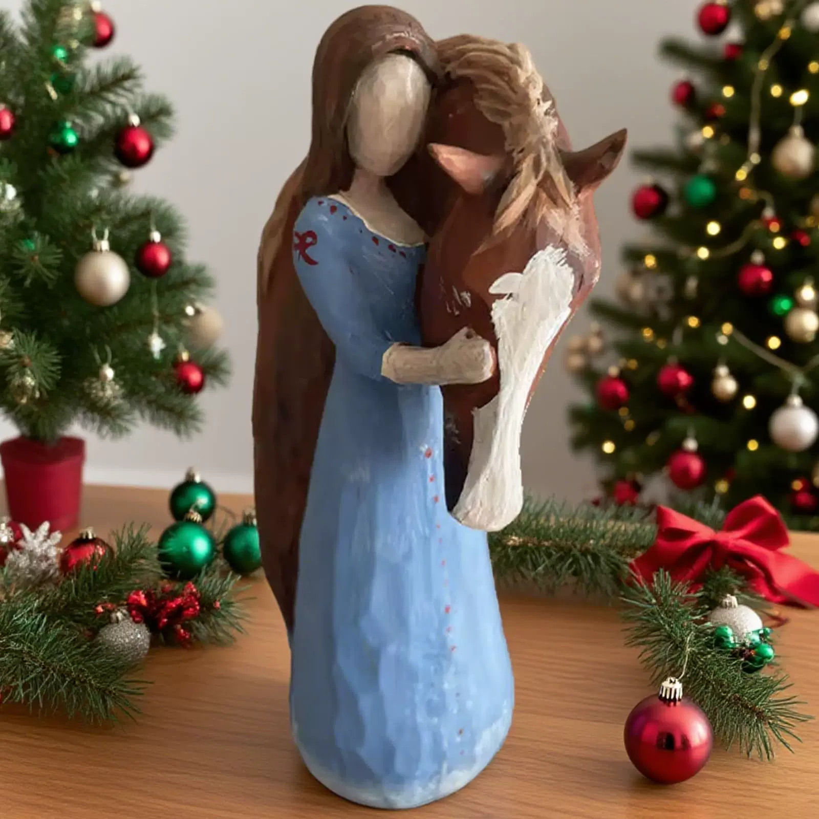 跨境新品Statue of a girl holding a horse抱马女孩雕像树脂摆件