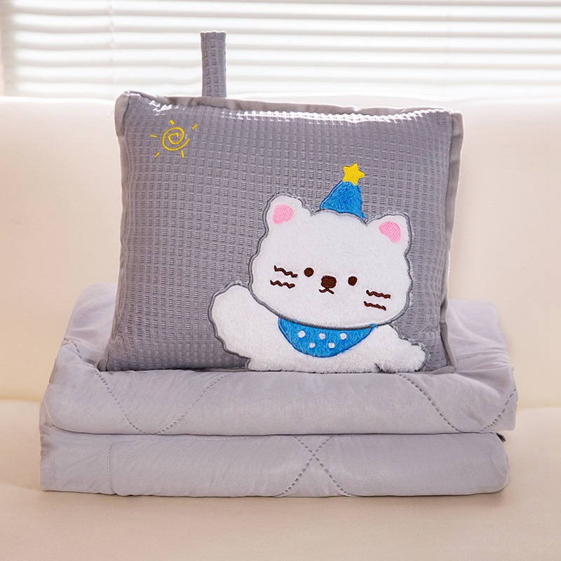 귀여운 고양이