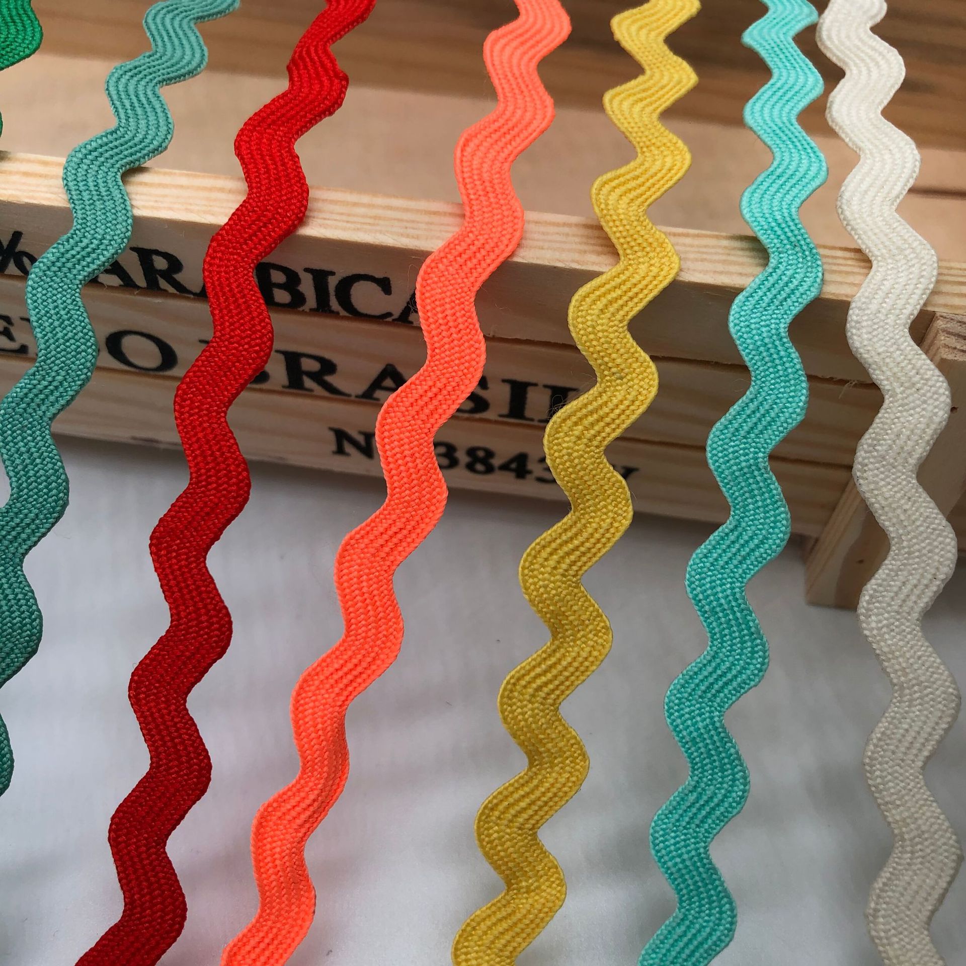 Cinta curva de poliéster reciclado RPET de 5mm de ancho con cinturón de onda con cinturón de marinero con cinturón de encaje Accesorios de vestir