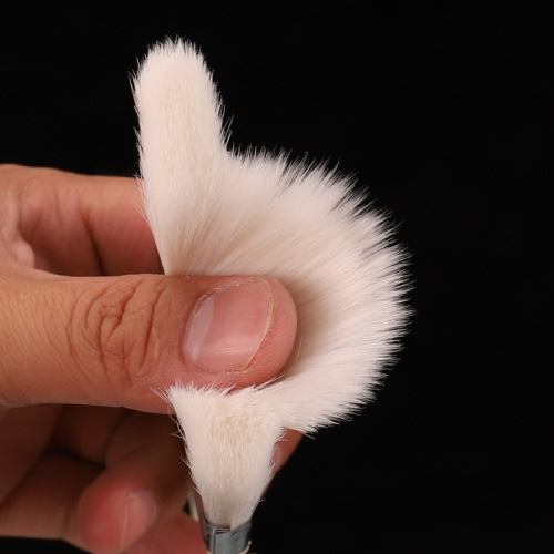 Water-based silk brush with wooden handle, water-based paint brush with soft bristles, latex paint brush, fine-bristle silk brush, manufacturer wholesale