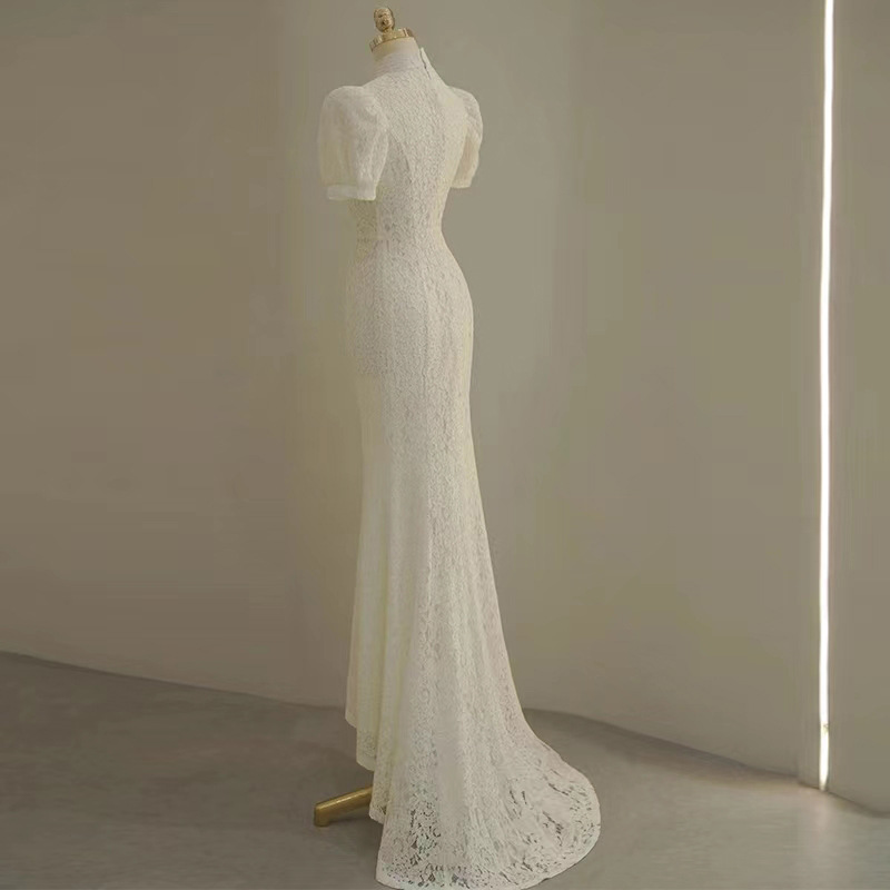 Nuevo encaje blanco fishtail tostada vestido cheongsam simple luz lujo compromiso boda vestido de noche nupcial vestido de novia suministro