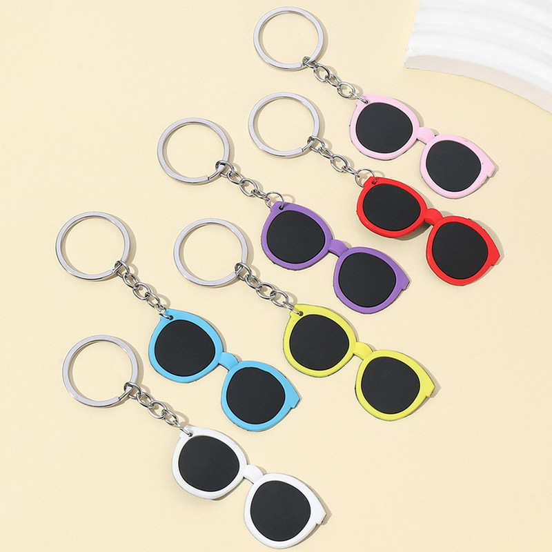 European and American New Hip Hop Silicone Glasses Keychain Couple Soft Glue Simulation Sunglasses Hip Hop Keychain Pendant European and American New Hip Hop Silicone Glasses Keychain Couple Soft Glue Simulation Sunglasses Hip Hop Keychain Pendant