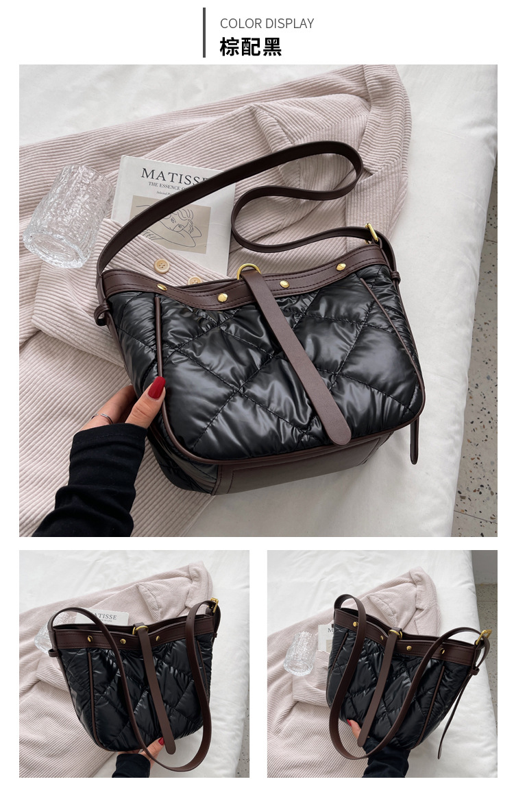Fashion Pu Soft Leather Women's Bag Messenger Bag Solid Color Rhombus Shoulder Bag display picture 3