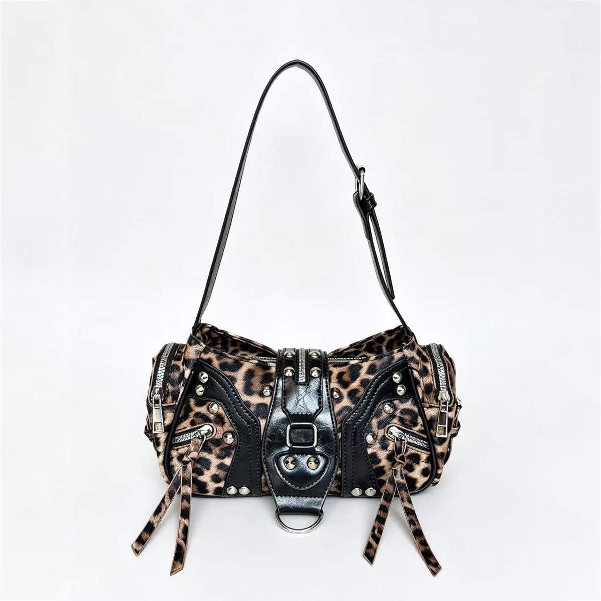 Leopard black
