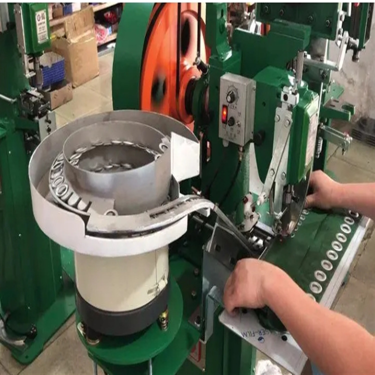 Máquina de perforación automática de bobina a bobina, máquina de perforación automática de bobina, máquina de perforación automática de doble cabeza y función de corte