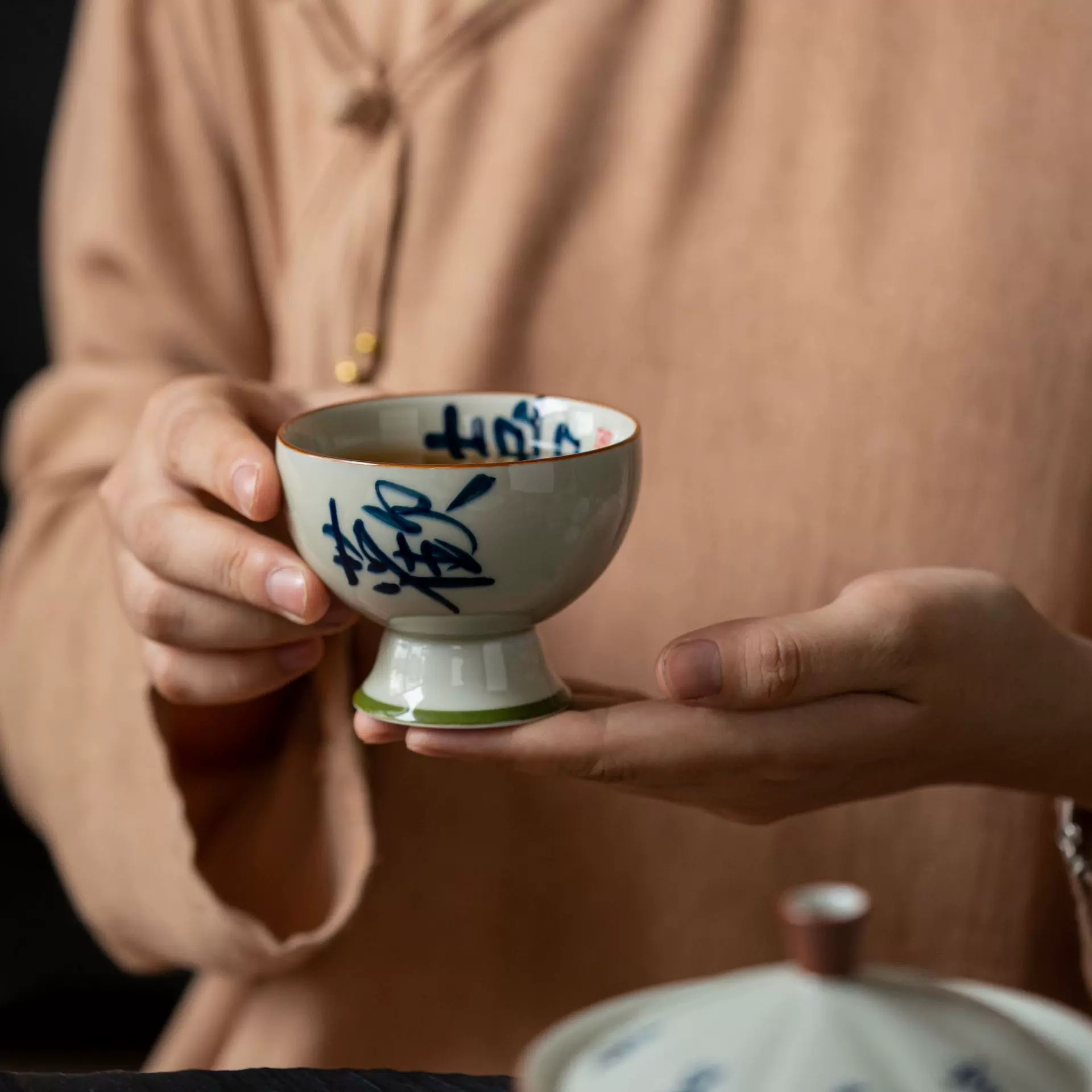 复古主人杯单杯中式功夫茶小茶杯陶瓷高足品茗杯草木灰敬茶杯批发