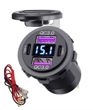 Cross-border fast charging dual USB+PD interface mobile phone car charger for cars and RVs 12-24V with switch and digital display