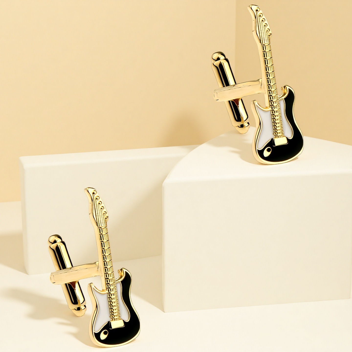 Foreign trade original single high quality French cufflinks cufflinks cuffnails men's cufflinks guitar cufflinks gold