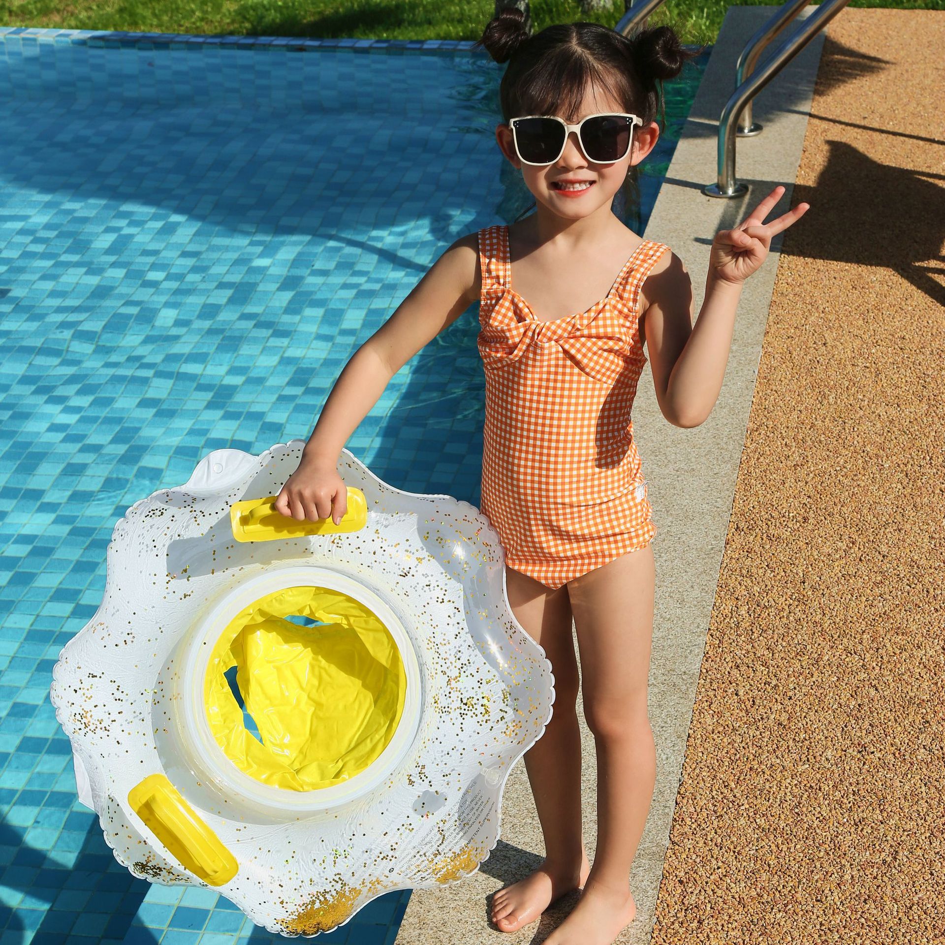 Cute Beach Heart Shape Bow Knot PVC Swim Ring Swimming Accessories 1 Piece display picture 10