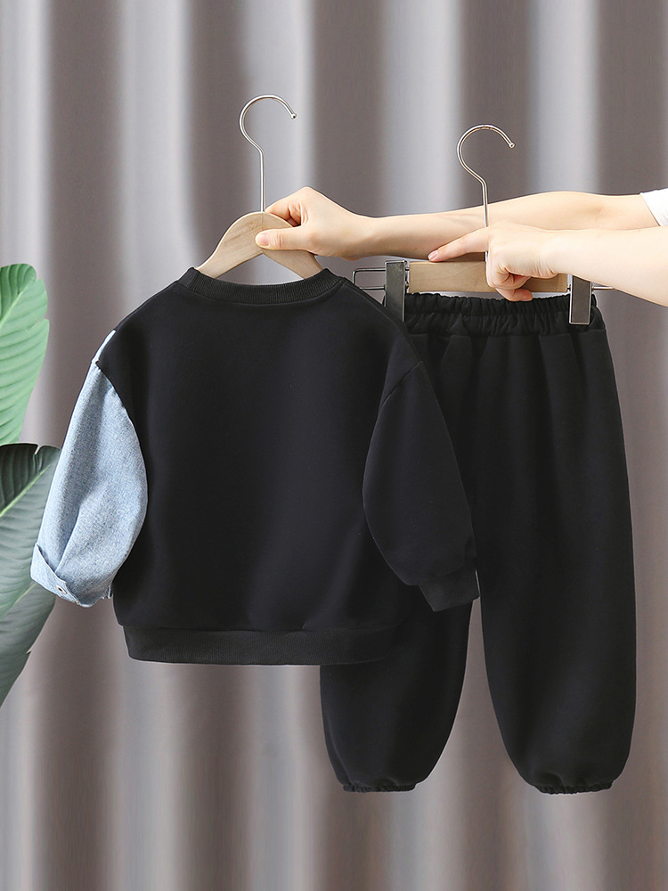 5909 traje de suéter para niños 2024 otoño nueva ropa de primavera y otoño para niños Traje de dos piezas de mezclilla cool para niños