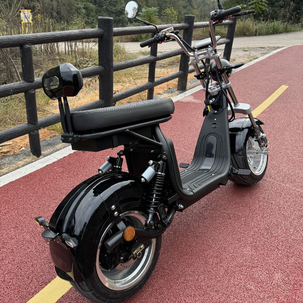 i13 Large Seat Cushion Wide Tire Electric Motorcycle