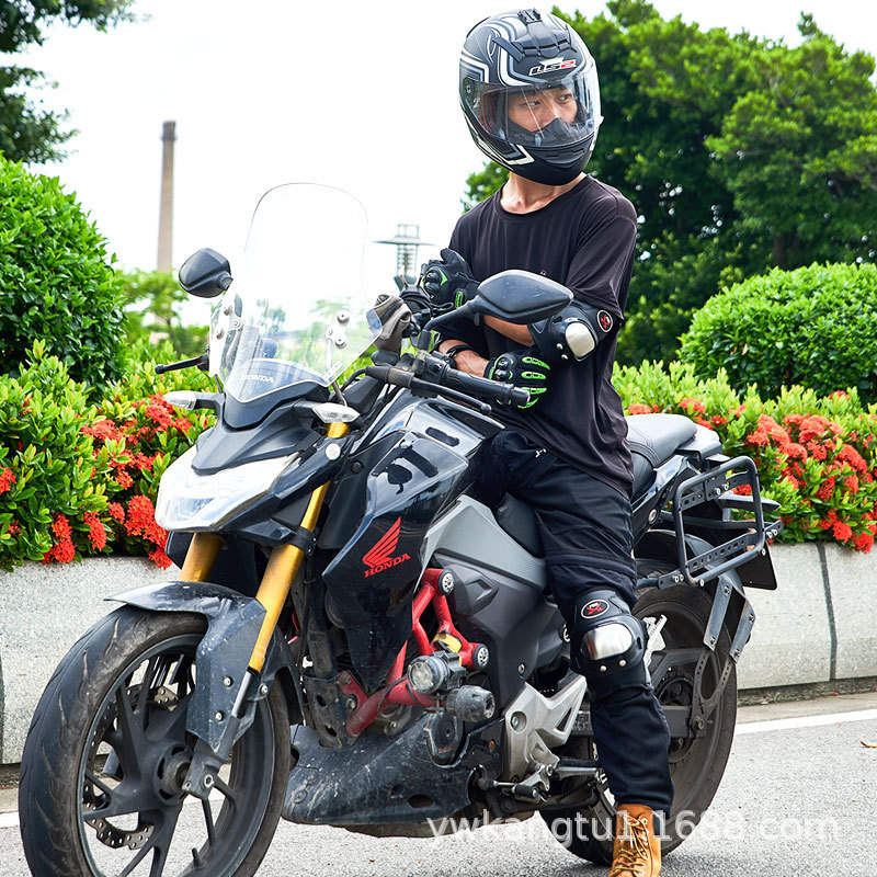AFAK equipo de protección corto de acero inoxidable que monta fuera de la carretera resistente al desgaste resistente a las caídas equipo de protección de cuatro piezas multiusos