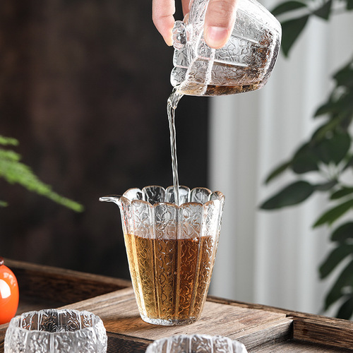 New heat-resistant glass cloud mist anti-scalding tea set Kung Fu tea cup glass lid bowl household high temperature resistant tea maker