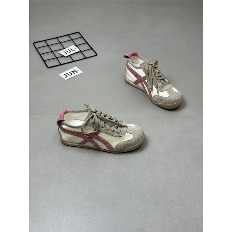 Можно разработать новую модель 2025 года для оптовой продажи неоформленных женских спортивных кроссовок из натуральной кожи с внутренним увеличением высоты, на шнуровке, повседневного стиля, с цветовым сочетанием.