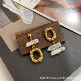 耳环;项链;耳钉