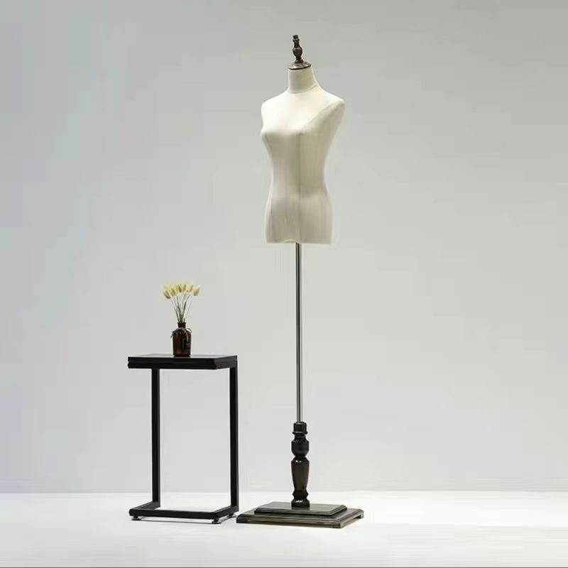 Maniquí de Exhibición Femenino de Polietileno de Cuerpo Entero para Escaparate de Tienda image 21