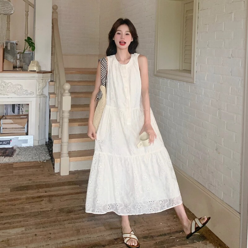 Off-White Sleeveless Cut Out Small Fragrant Dress 2025 New Women's Summer Beautiful Super Hot Elegant Jacquard Long Style Women's Dress