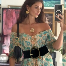 ���w�q������Ƥ�����ǹ�ɫ��Ͱ�����Ů������Ƥ���ٴ�羳؛Դ