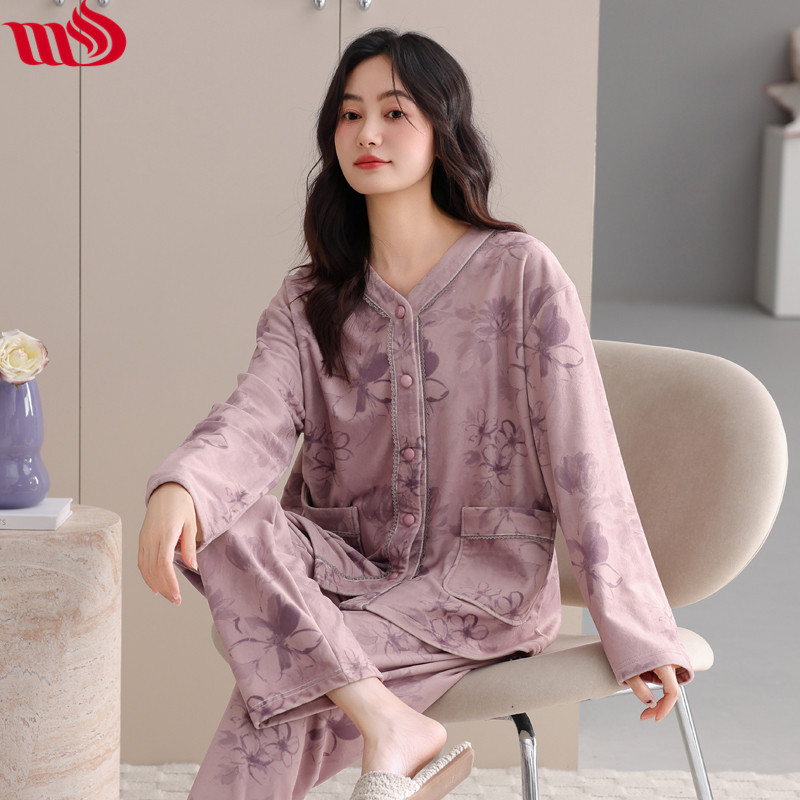 Mulong Shijia Autumn and Winter Anti-Static Island Velvet Pajamas Women's Long-Sleeved Cardigan Casual Winter Style Can Be Worn Outside Home Clothes