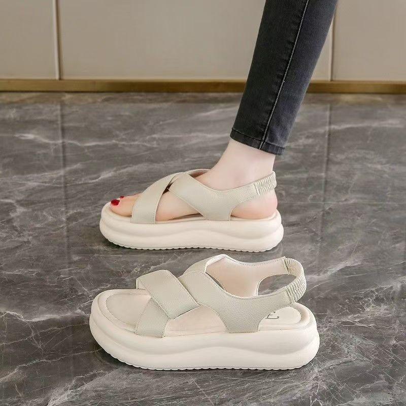 Cómodas sandalias de plataforma ultraligeras para mujer, verano 2025, nuevo estilo, ropa exterior, deportes, ocio, suela suave, falda, tacón plano para mujer