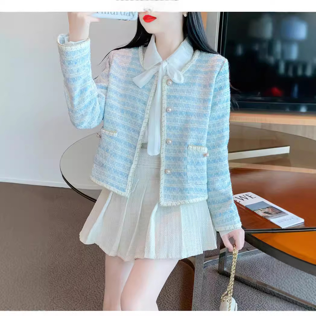 New 2024 Autumn and Winter Gentle Chanel Style Sweet Fashion Striped Tweed Short Coat Trendy Small Top