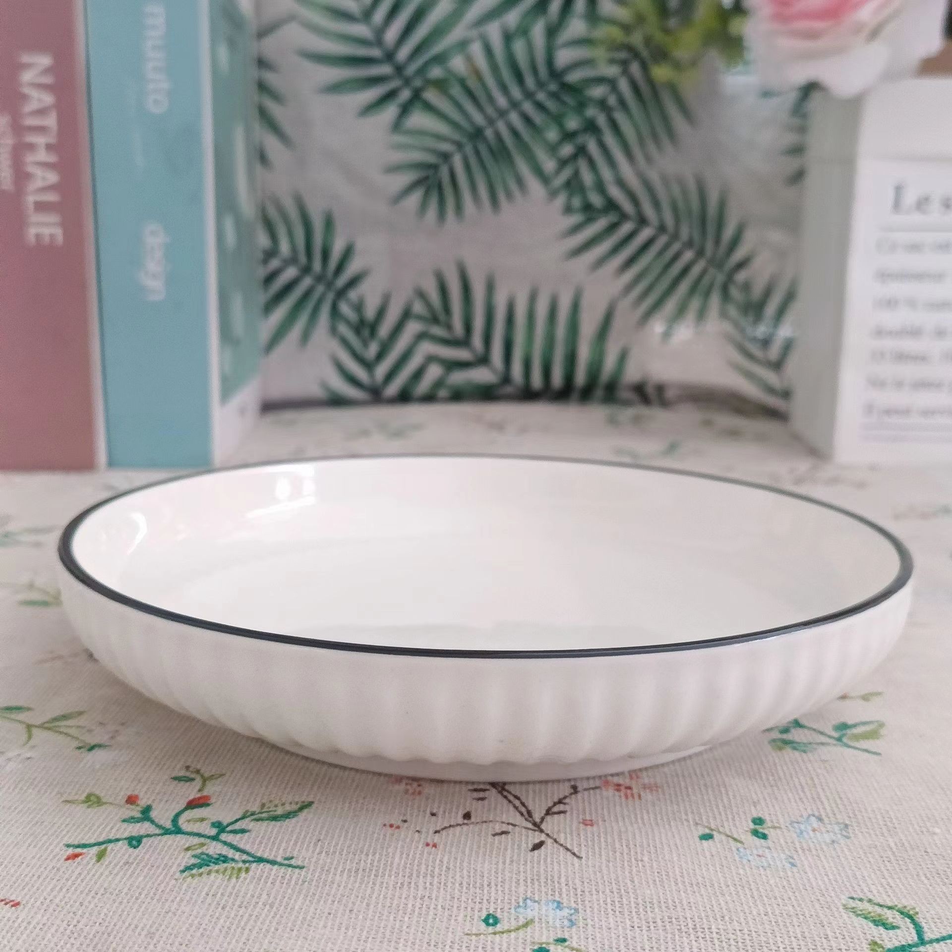 Tazón de Sopa de Cerámica Estilo Japonés con Rayas Verticales para Hogar