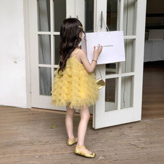 2025夏の新しい女の子のストラップの網のケーキのスカートの蓬蓬の王女のスカートの女の子の誕生日のスカートのワンピースのドレス