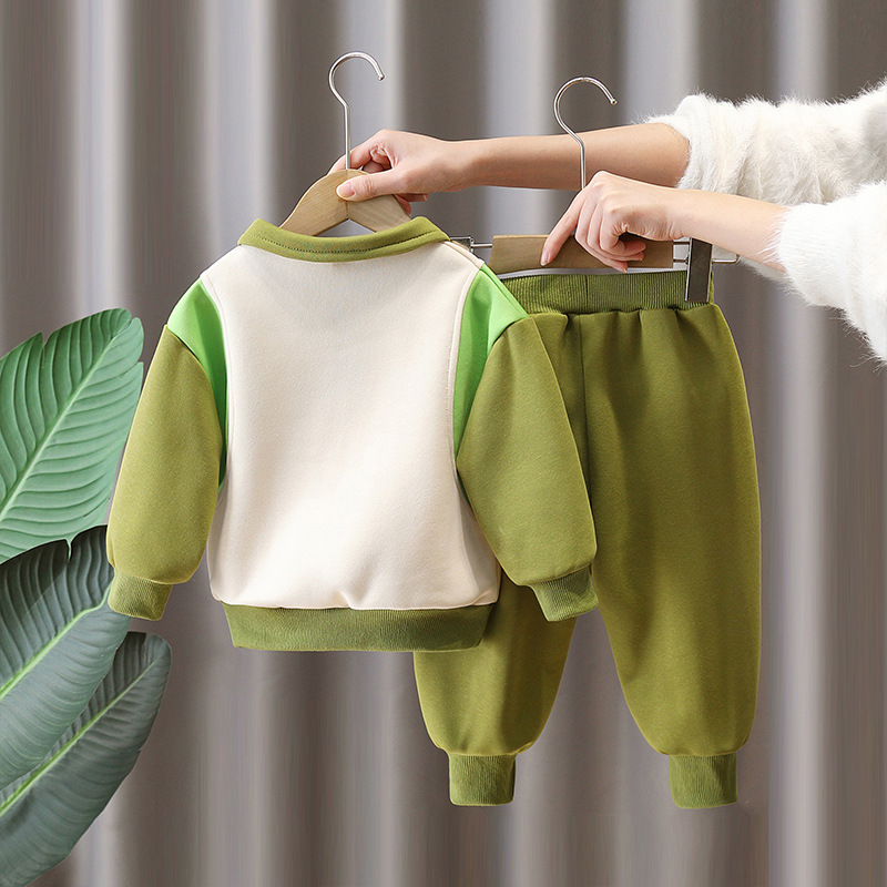 7653 traje de primavera para niños 2025 nuevos pantalones de suéter de primavera y otoño a juego de colores para niños de dos piezas