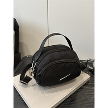 �¿�μ���W�tins���֙C�����e���б����ٴ�r����Ů�\�Ӱ�