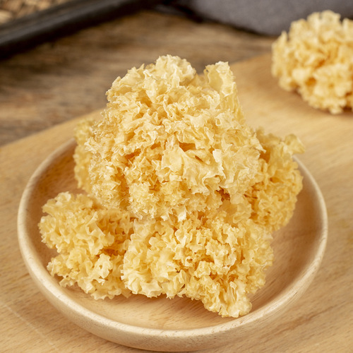 Fujian Gutian Tremella fresh dry goods bag 50g white fungus glutinous ear shape full taste soft glutinous manufactory delivery