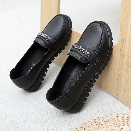 New style mother's shoes, genuine leather soft sole single shoes, comfortable flat soles, middle-aged and elderly women's shoes, middle-aged and elderly work leather shoes