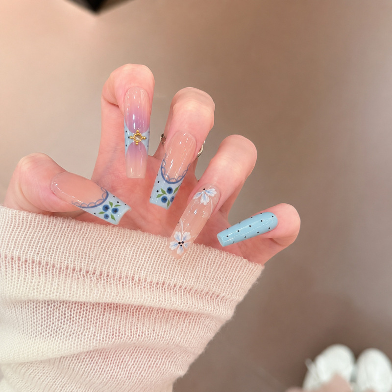 Daisyson [Blueberry Jam] European and American Coffin-Shaped Press-On Nails, High-End Hand-Painted French Manicure Fake Nails