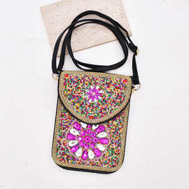 新疆旅游写真拍照斜挎包新款彩色米珠拼接图案手机包磁扣翻盖