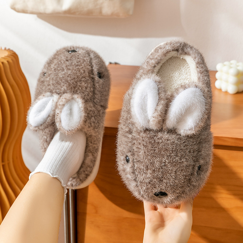 Zapatillas de algodón para mujer Otoño e Invierno 2023 Nuevo Hogar interior lindo antideslizante cálido fondo grueso felpa Zapatillas de algodón para hombres