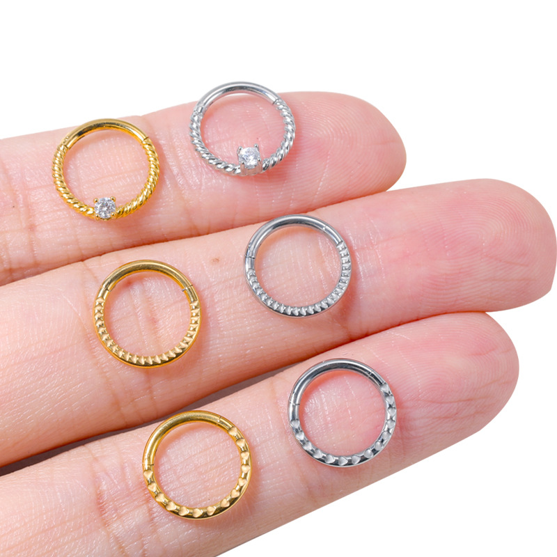 Pointed titanium steel lip stud product view