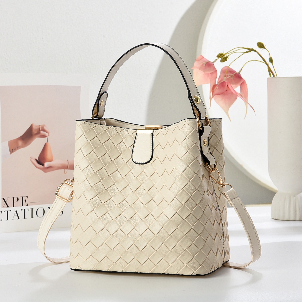 Temperamento bolsas de cubo bolsas de mano de estilo casual bolsas de mujer bolsas de hombro de moda bolsas de mochila transfronterizas image 8