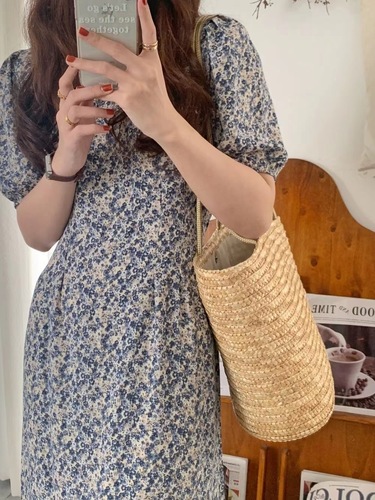 Wicker French Retro Large Capacity Large Grass Bag Solid Color Vacation Beach Bag Natural Wheat Straw Wicker Single Shoulder Bag