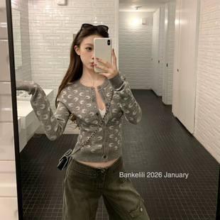�OӋ�Џ͹��Ứ�A�Iᘿ��_��Ů�＾����ë������С�������L������